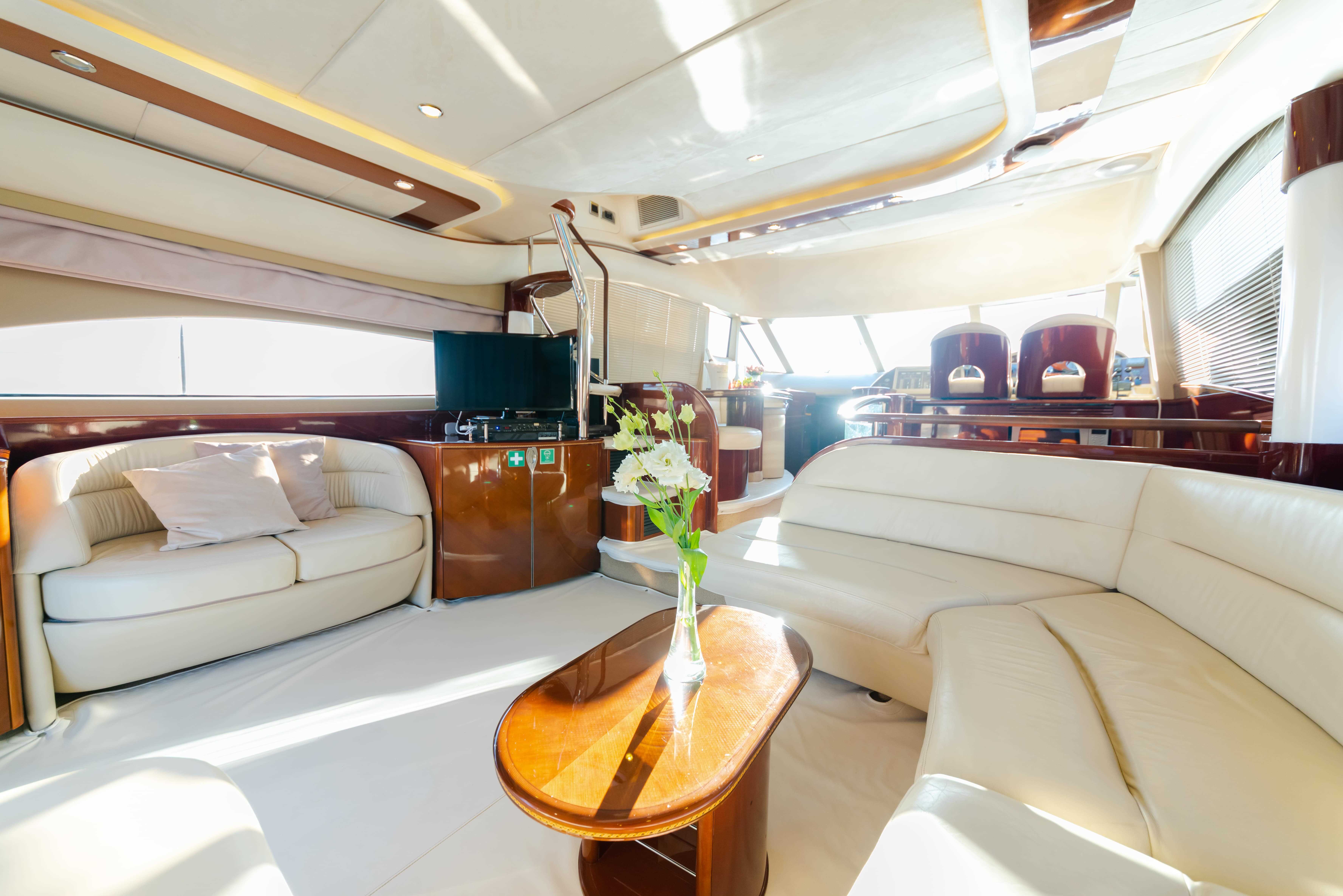 Princess 61